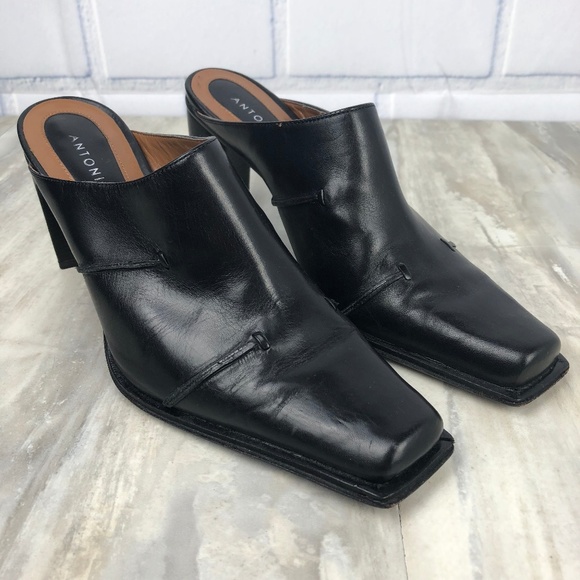 ANTONIO MELANI Shoes - Antonio Melani Black Leather Mules Size 8